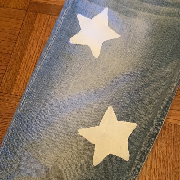 Hollister Low Rise Jeans With Stars - Picture 7 of 13
